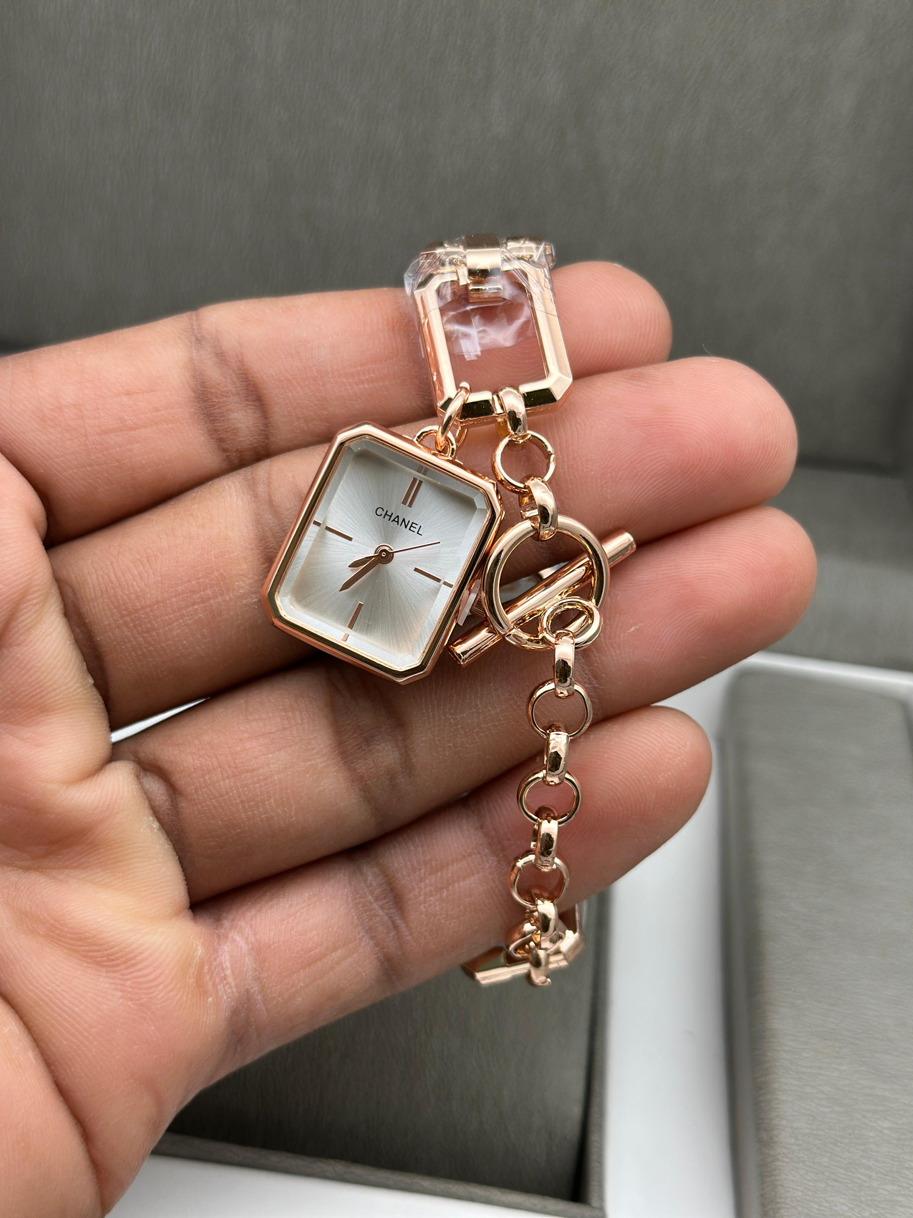 CHANEL PARIS (ROSEGOLD)