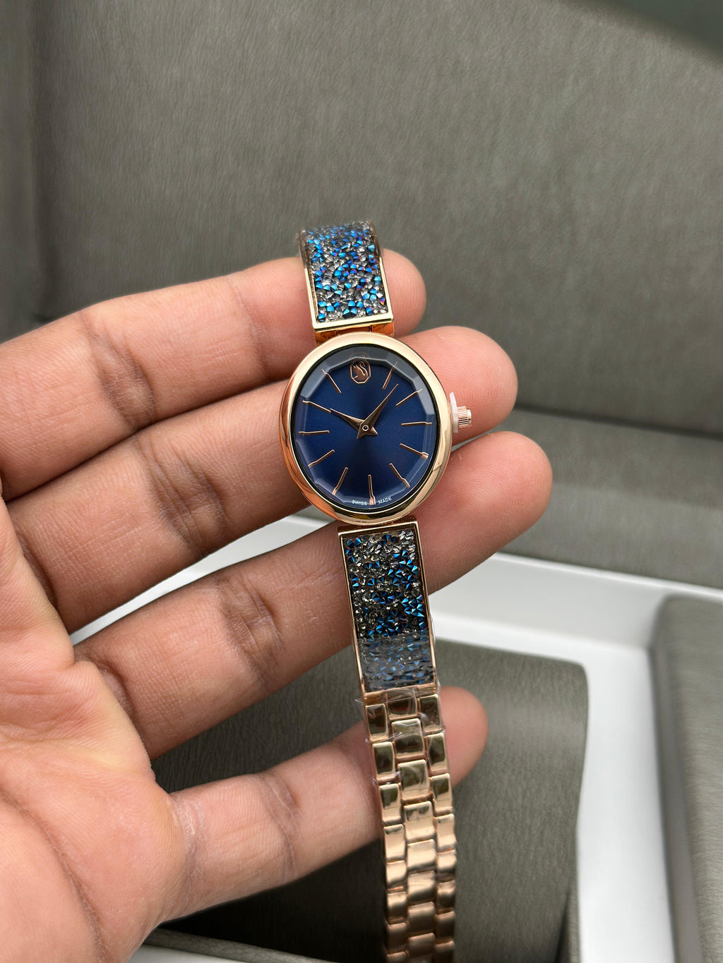 Crystal Rock oval watch, Swiss Made, Crystal bracelet (Rose Gold)