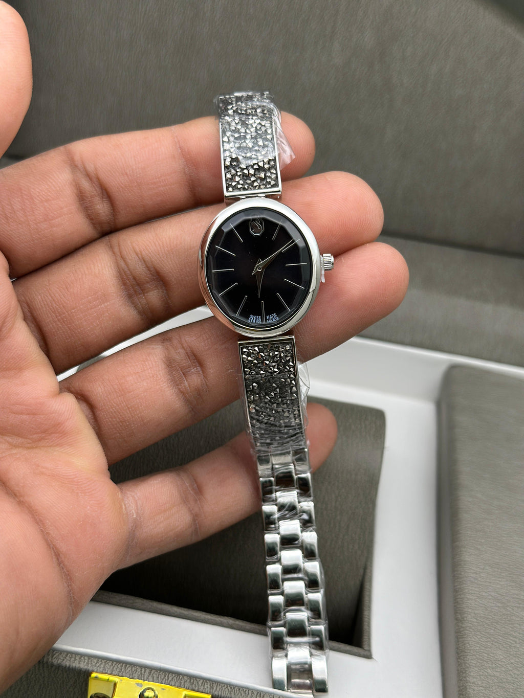 Crystal Rock oval watch, Swiss Made, Crystal bracelet (Silver)